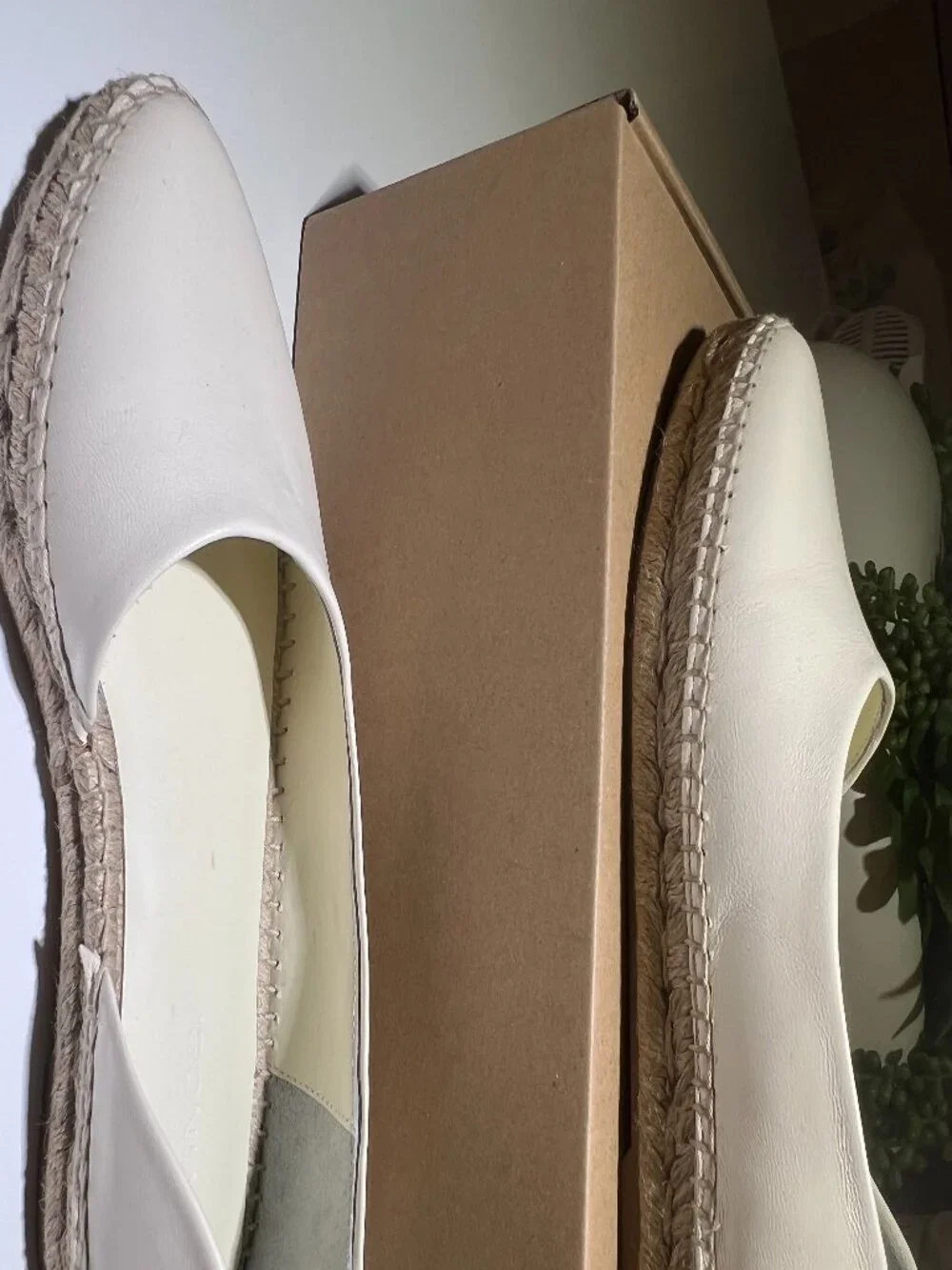 Vince Women's Tita Slip On d'Orsay Leather Espadrille Flats in Cream Sz 6.5 NWT
